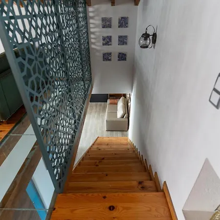 Cantinho Do Bairro Alto *