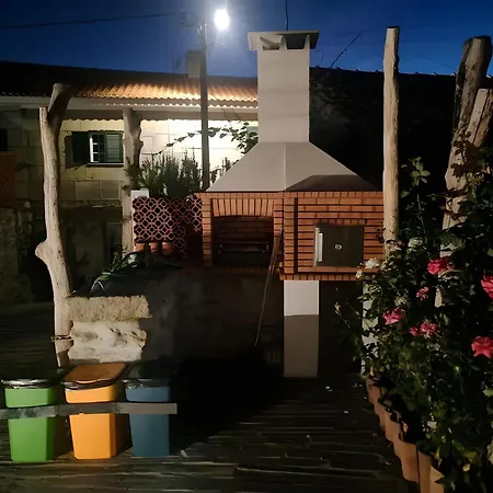 Semesterbostad Cantinho Do Bairro Alto