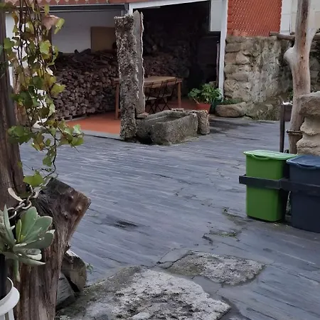 Cantinho Do Bairro Alto Nyaraló *