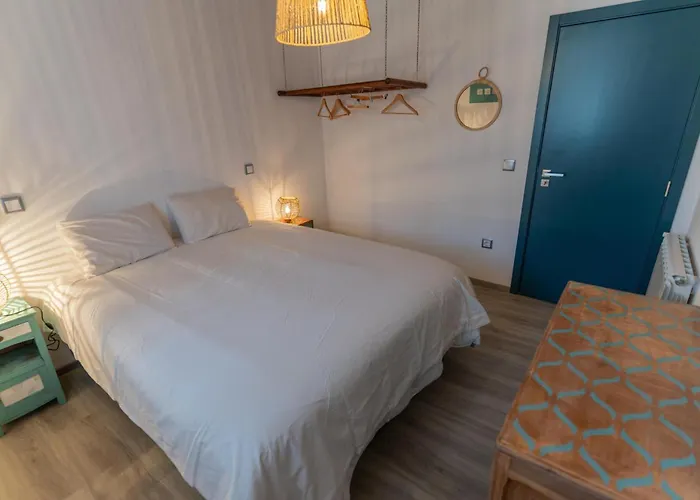 Cantinho Do Bairro Alto Holiday home Alijo